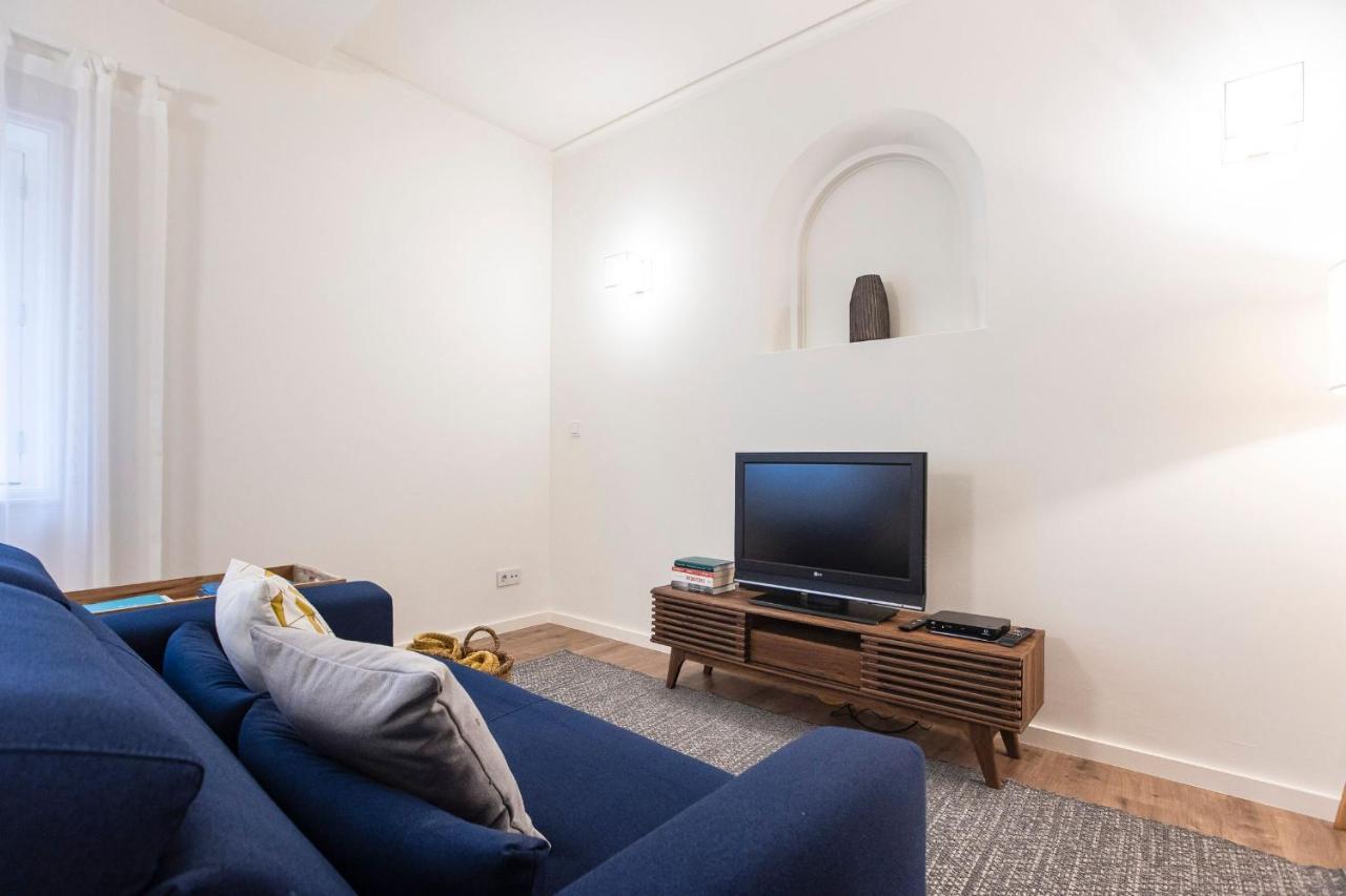 Tasteful 2Br Flat In Art District By Lovelystay Porto Exteriér fotografie